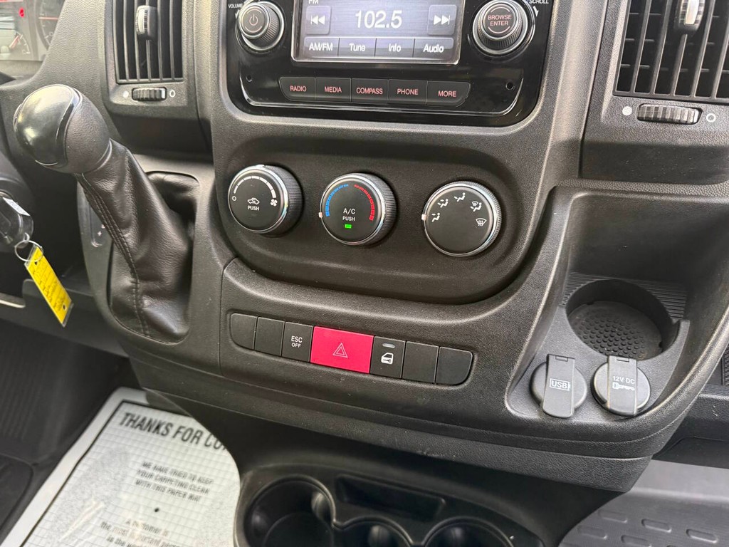 Ram ProMaster Cargo Van Vehicle Full-screen Gallery Image 19