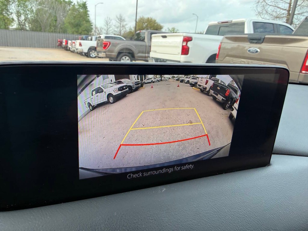 Mazda CX-5 Vehicle Full-screen Gallery Image 26