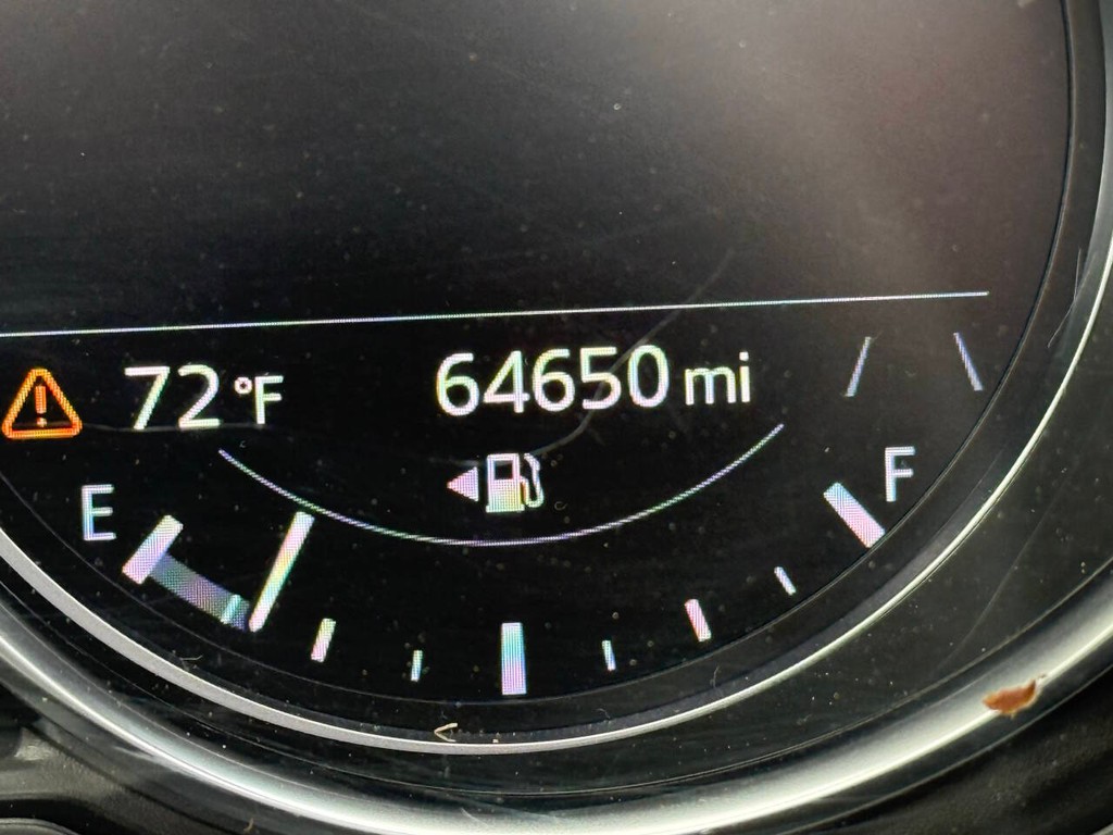 Mazda CX-5 Vehicle Full-screen Gallery Image 32