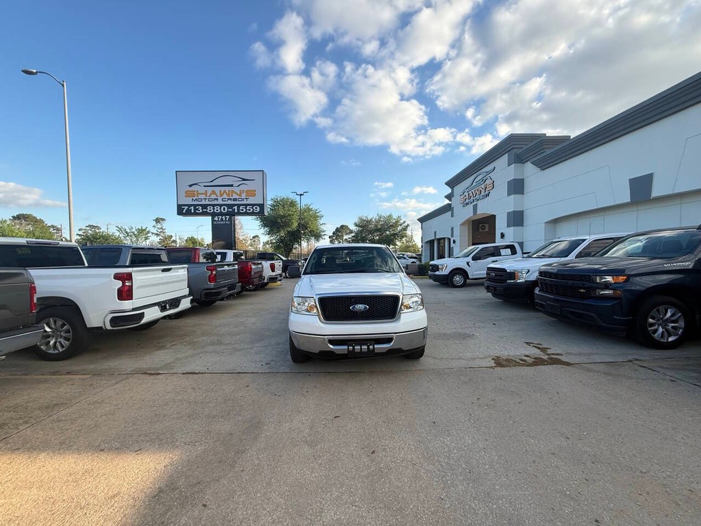 Ford F-150 Vehicle Full-screen Gallery Image 34