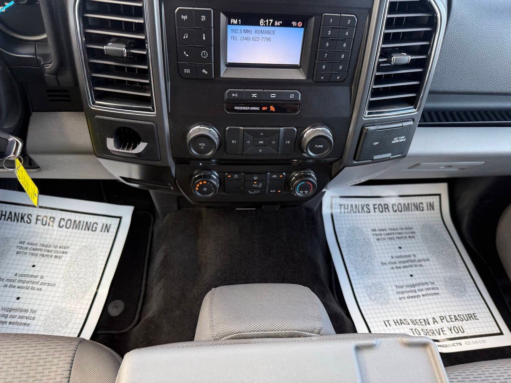 Ford F-150 Vehicle Full-screen Gallery Image 29