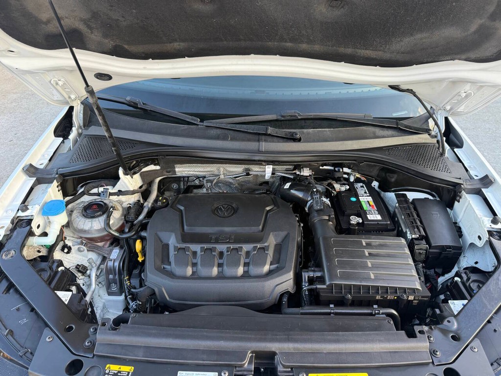 Volkswagen Tiguan Vehicle Full-screen Gallery Image 37