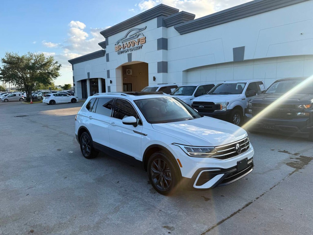 Volkswagen Tiguan Vehicle Full-screen Gallery Image 44