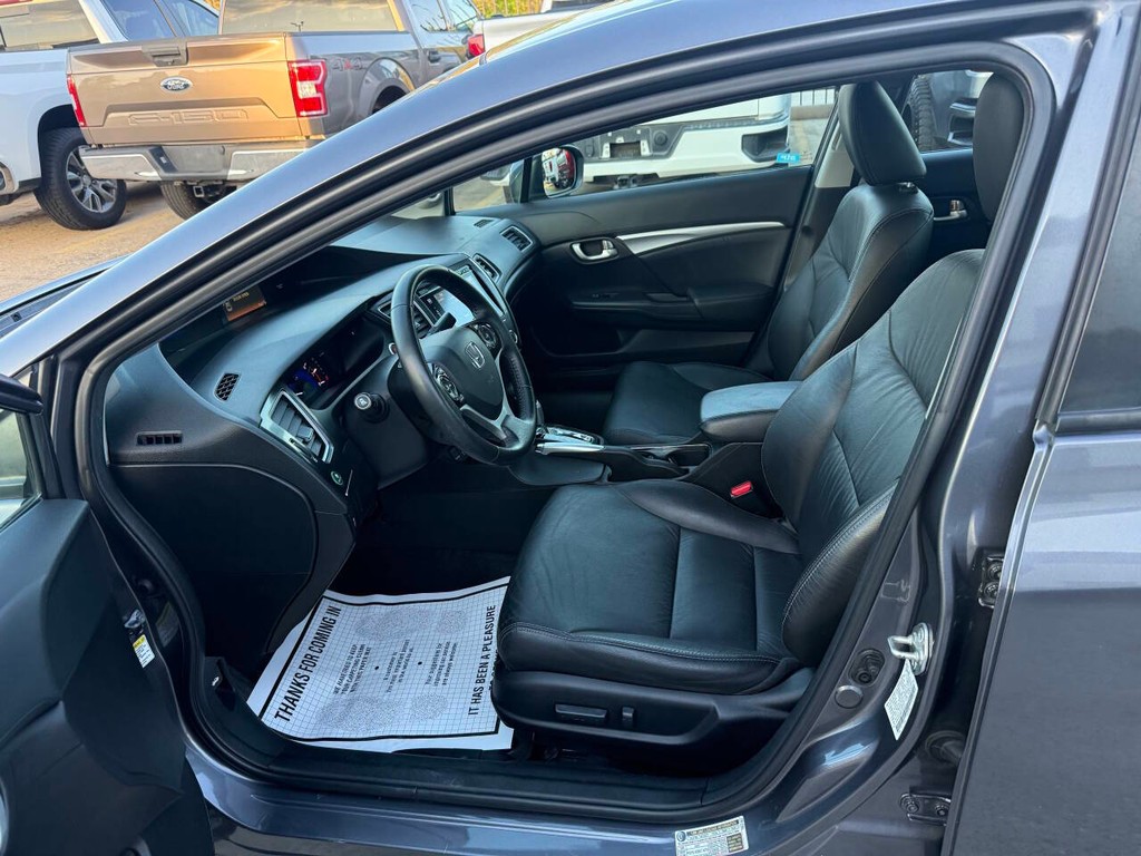 Honda Civic Sedan Vehicle Full-screen Gallery Image 07