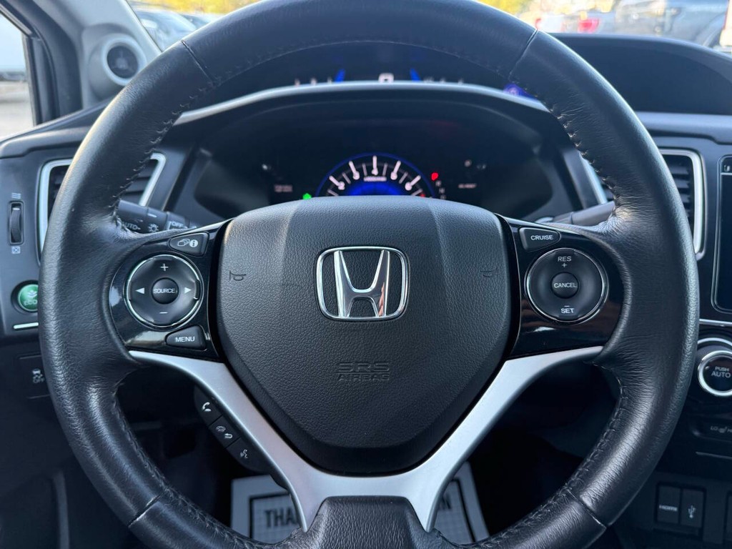 Honda Civic Sedan Vehicle Full-screen Gallery Image 23