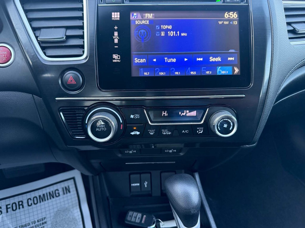 Honda Civic Sedan Vehicle Full-screen Gallery Image 26