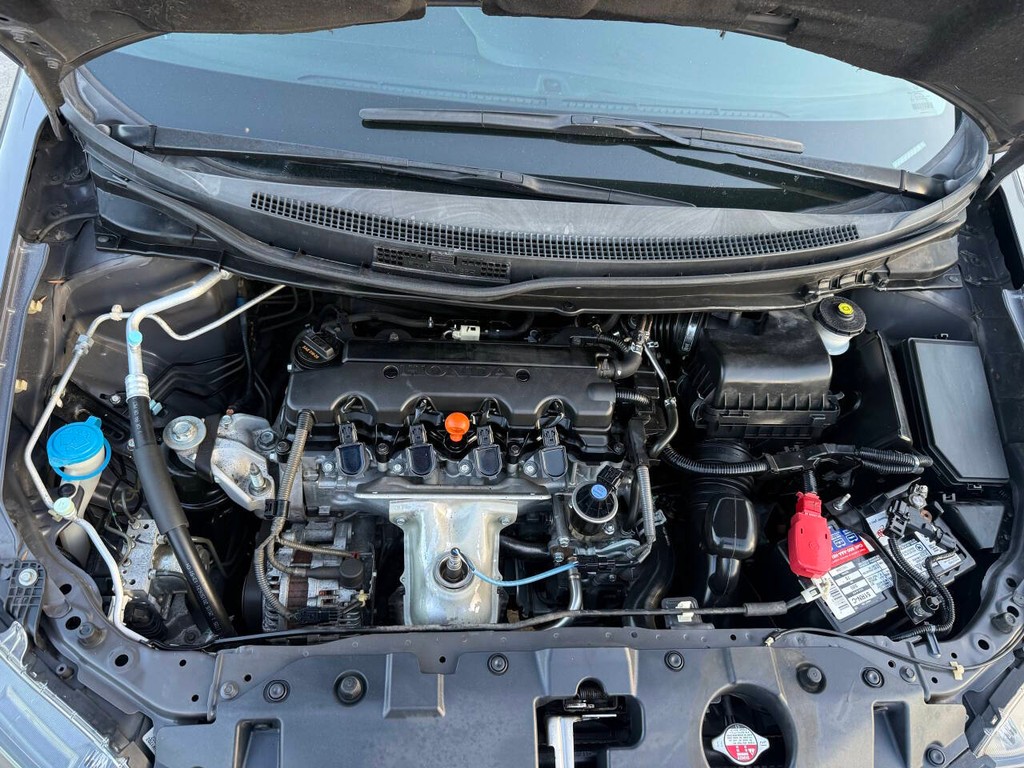 Honda Civic Sedan Vehicle Full-screen Gallery Image 37