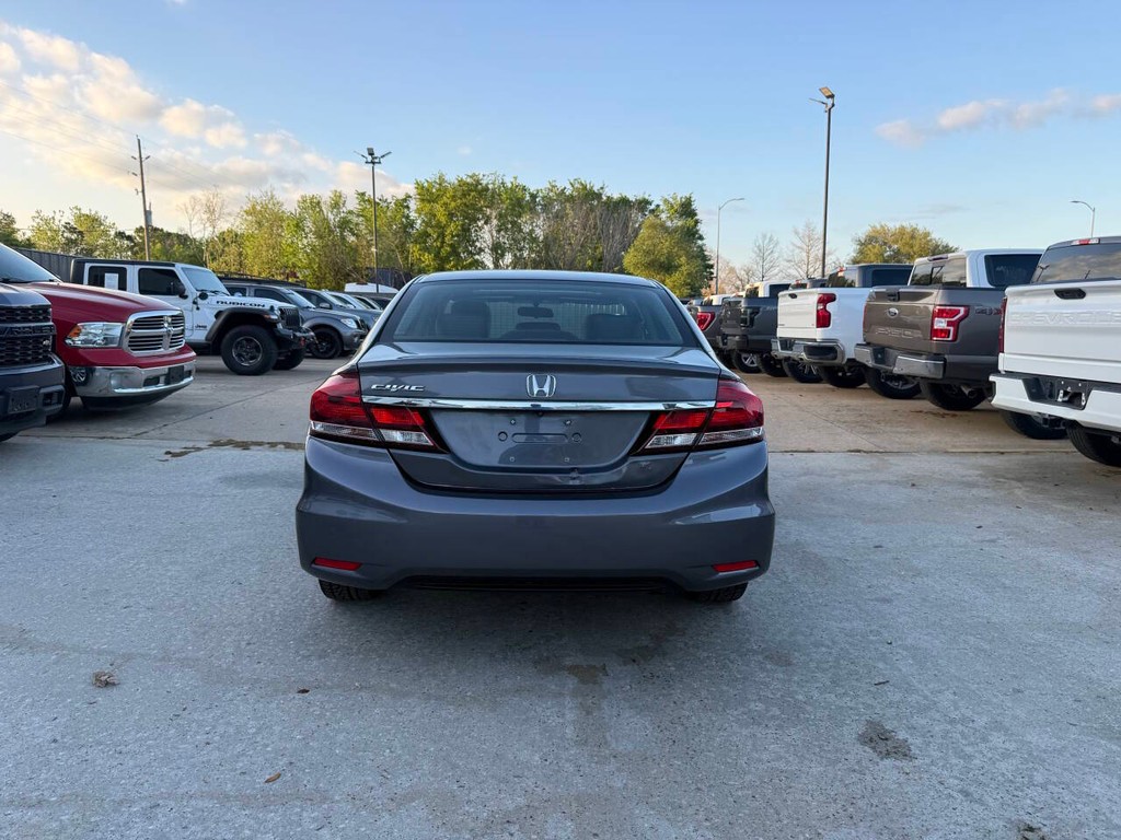 Honda Civic Sedan Vehicle Full-screen Gallery Image 40