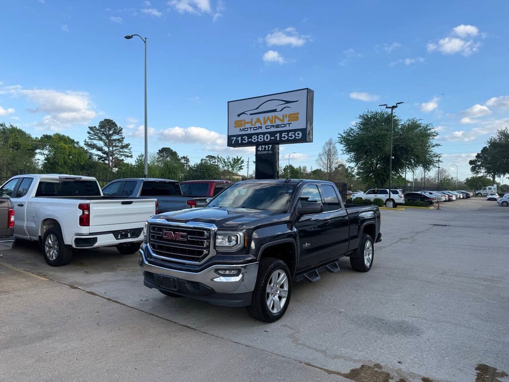 GMC Sierra 1500 Vehicle Full-screen Gallery Image 03