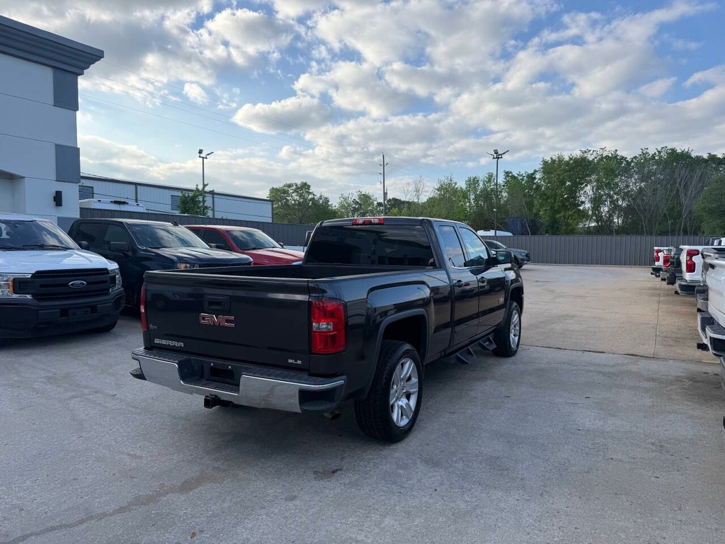 GMC Sierra 1500 Vehicle Full-screen Gallery Image 05