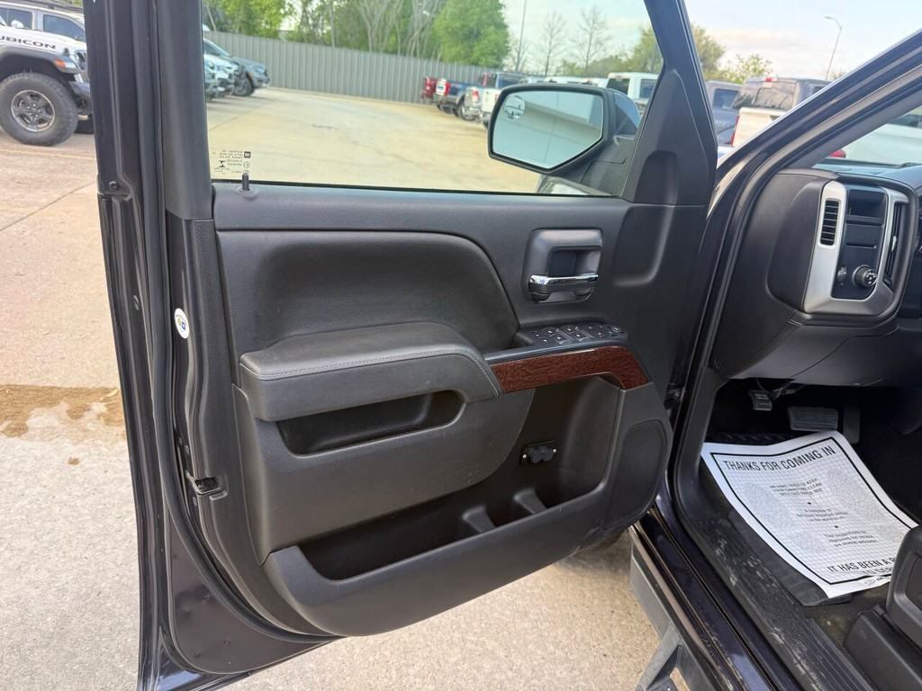 GMC Sierra 1500 Vehicle Full-screen Gallery Image 08