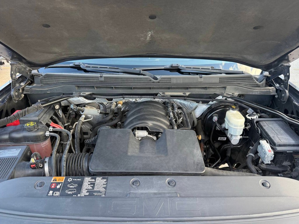 GMC Sierra 1500 Vehicle Full-screen Gallery Image 28