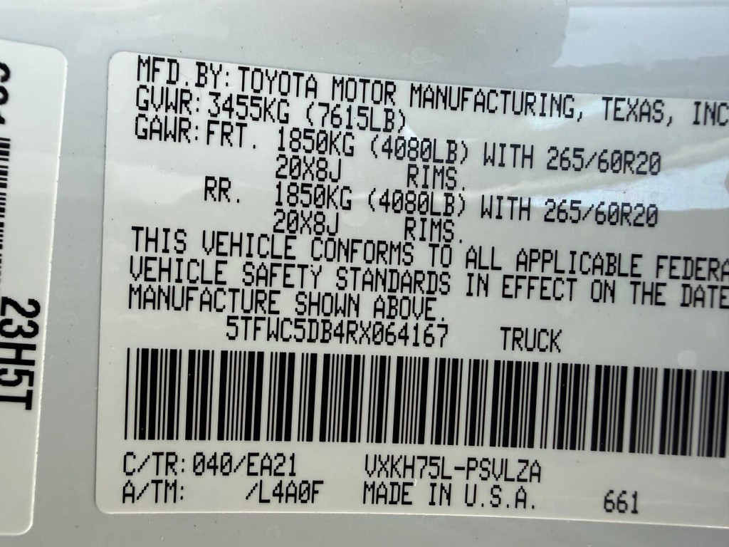 Toyota Tundra 4WD Vehicle Full-screen Gallery Image 35