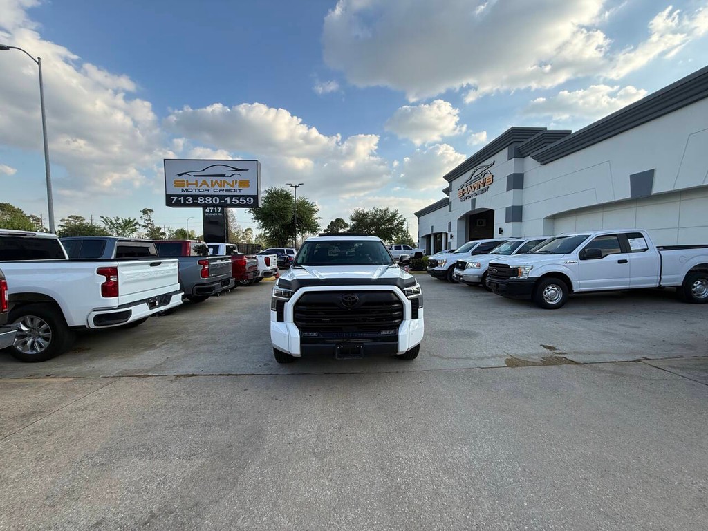 Toyota Tundra 4WD Vehicle Full-screen Gallery Image 42