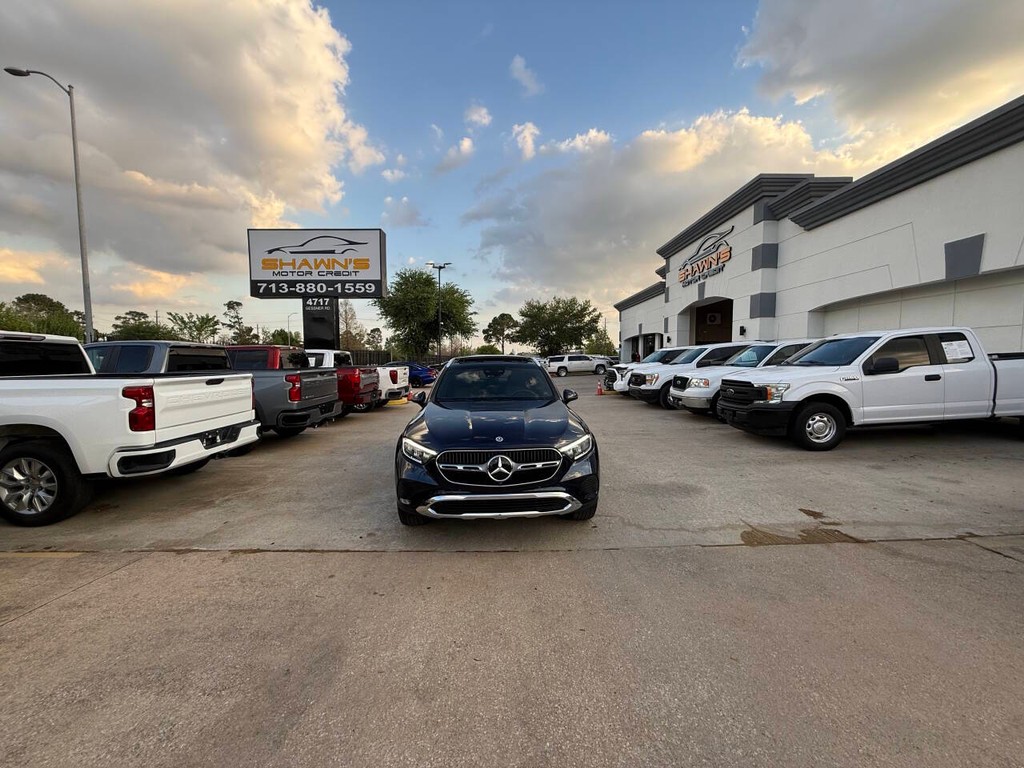 Mercedes-Benz GLC Vehicle Full-screen Gallery Image 43