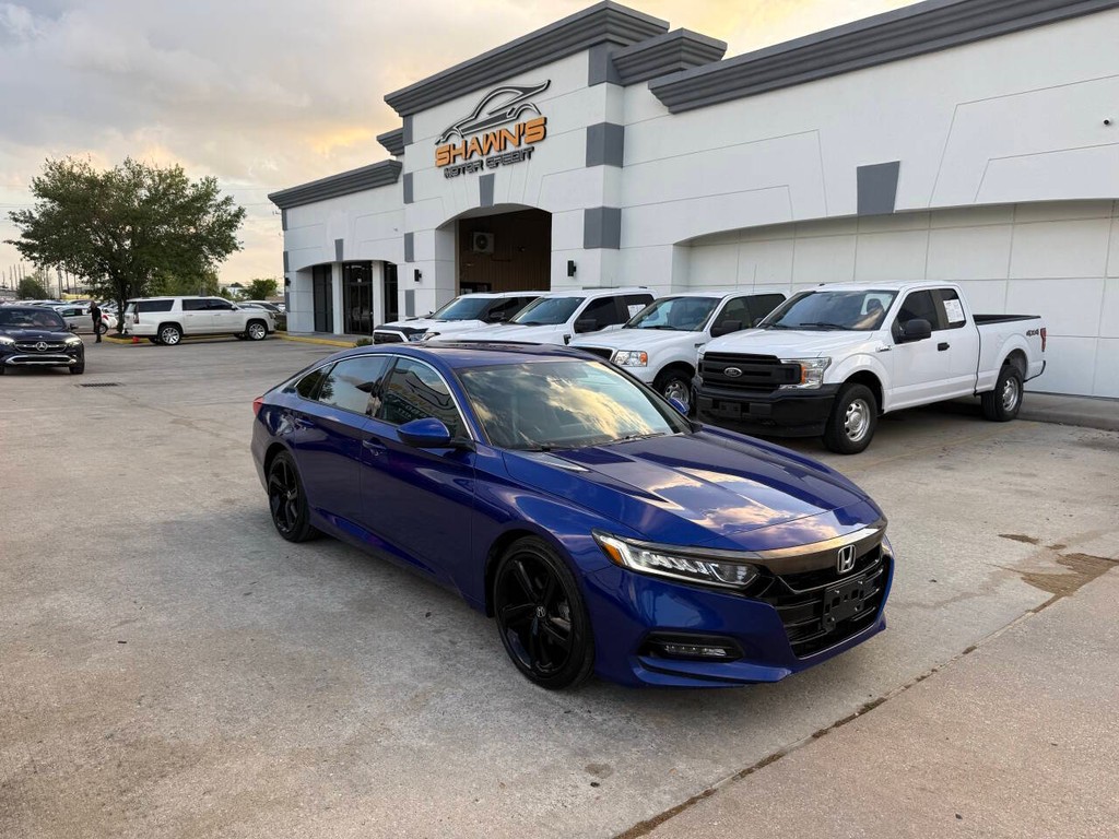 Honda Accord Sedan Vehicle Full-screen Gallery Image 02