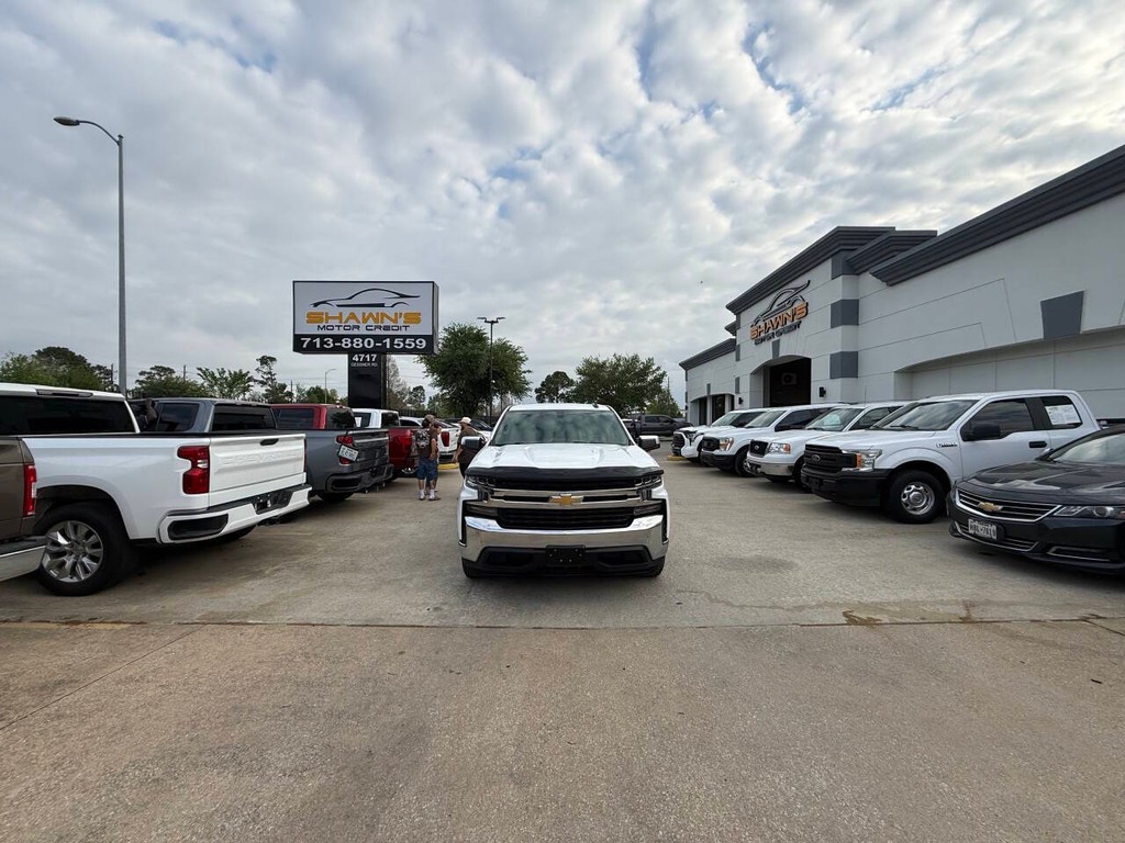 Chevrolet Silverado 1500 Vehicle Full-screen Gallery Image 41