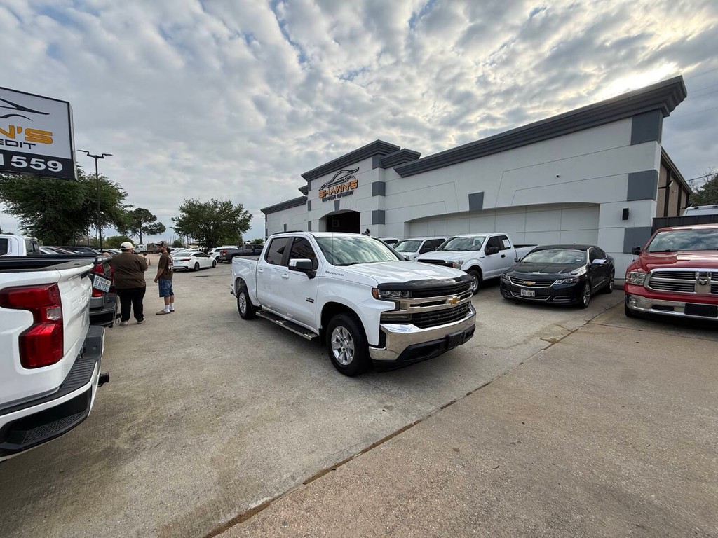 Chevrolet Silverado 1500 Vehicle Full-screen Gallery Image 42