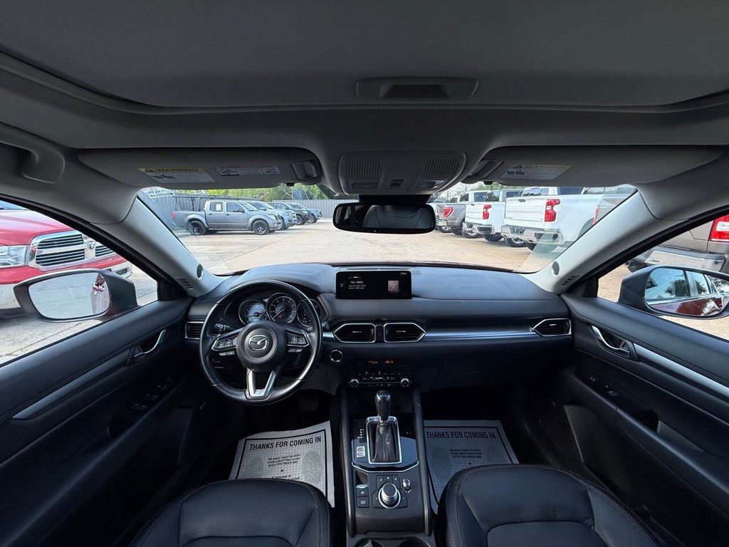 Mazda CX-5 Vehicle Full-screen Gallery Image 18