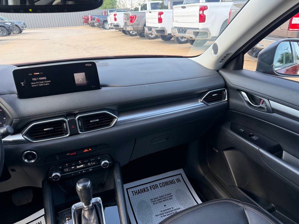 Mazda CX-5 Vehicle Full-screen Gallery Image 20