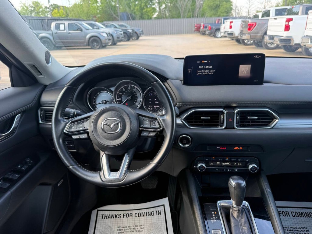 Mazda CX-5 Vehicle Full-screen Gallery Image 21