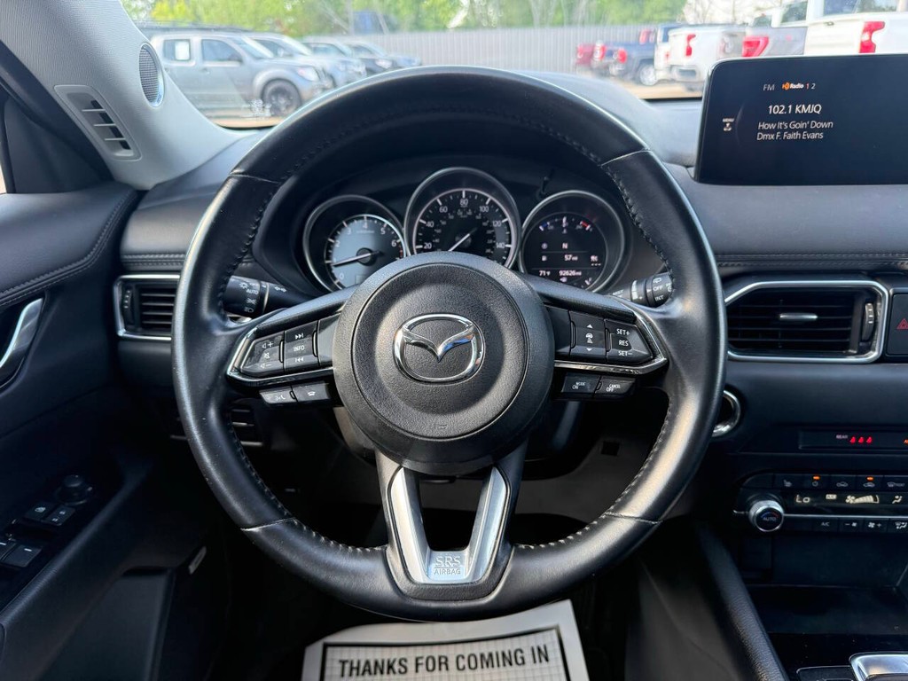 Mazda CX-5 Vehicle Full-screen Gallery Image 22