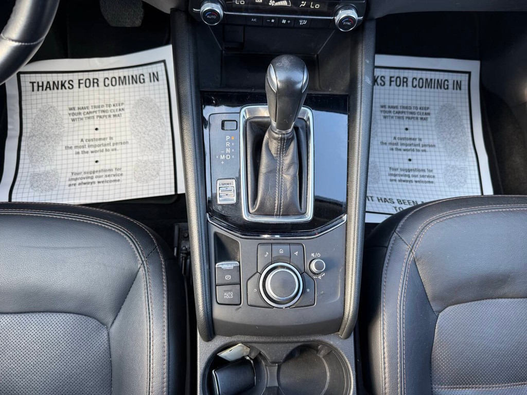 Mazda CX-5 Vehicle Full-screen Gallery Image 27