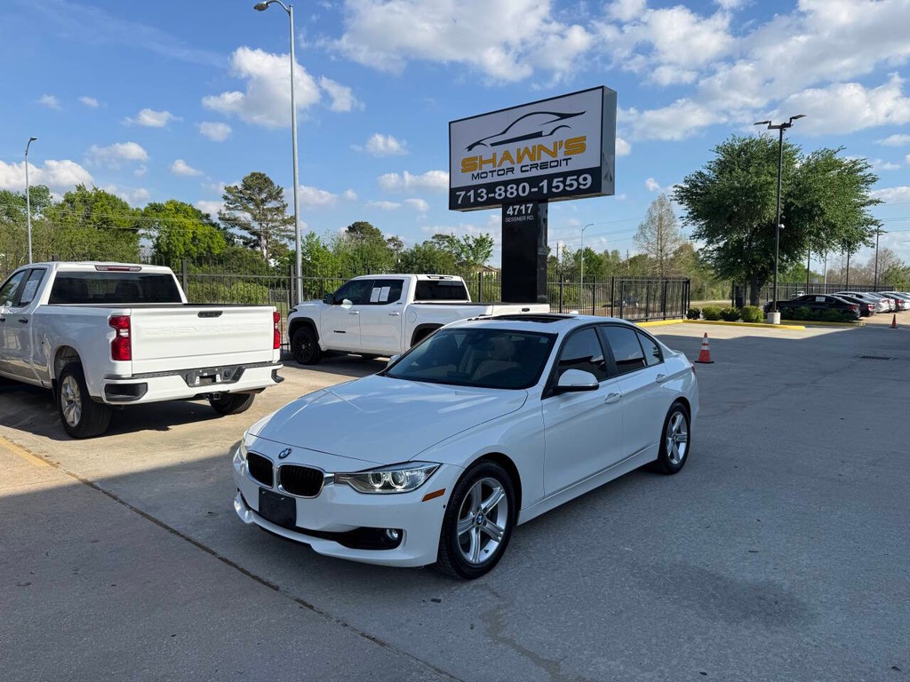 BMW 3 Series Vehicle Full-screen Gallery Image 43