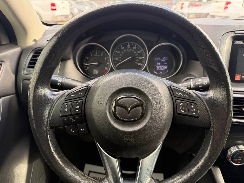 Mazda CX-5 Vehicle Full-screen Gallery Image 24