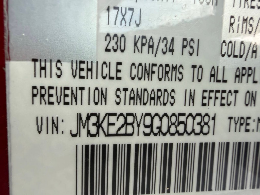 Mazda CX-5 Vehicle Full-screen Gallery Image 33