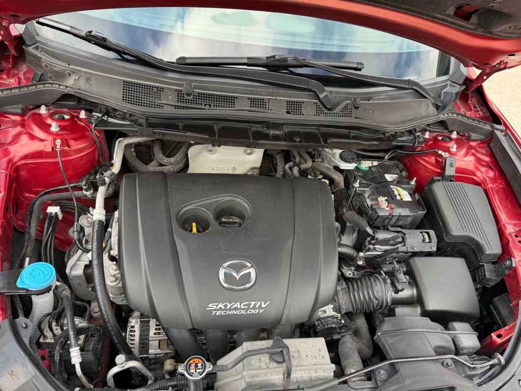 Mazda CX-5 Vehicle Full-screen Gallery Image 34