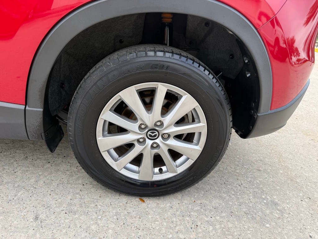 Mazda CX-5 Vehicle Full-screen Gallery Image 35