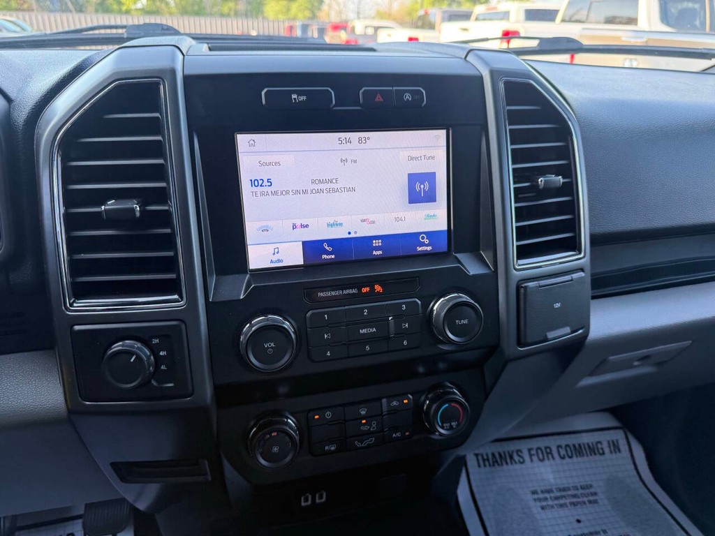 Ford F-150 Vehicle Full-screen Gallery Image 24