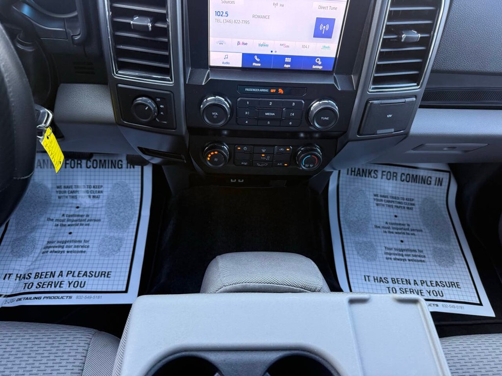 Ford F-150 Vehicle Full-screen Gallery Image 29