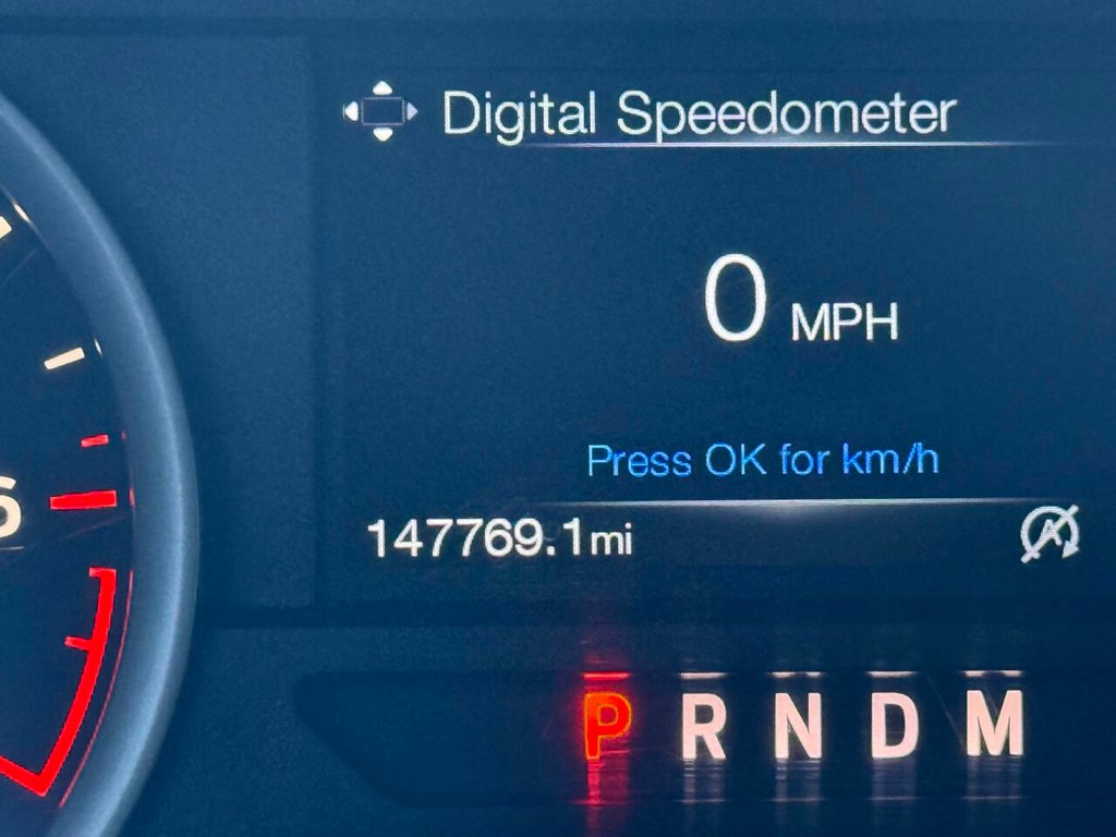 Ford F-150 Vehicle Full-screen Gallery Image 32