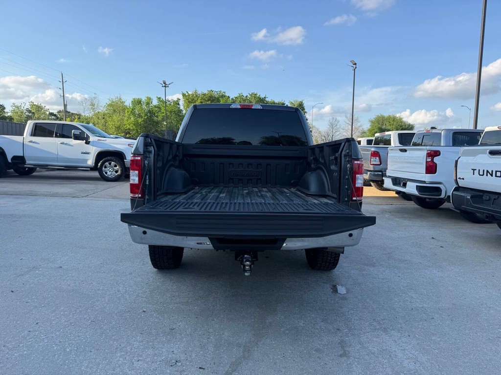 Ford F-150 Vehicle Full-screen Gallery Image 37