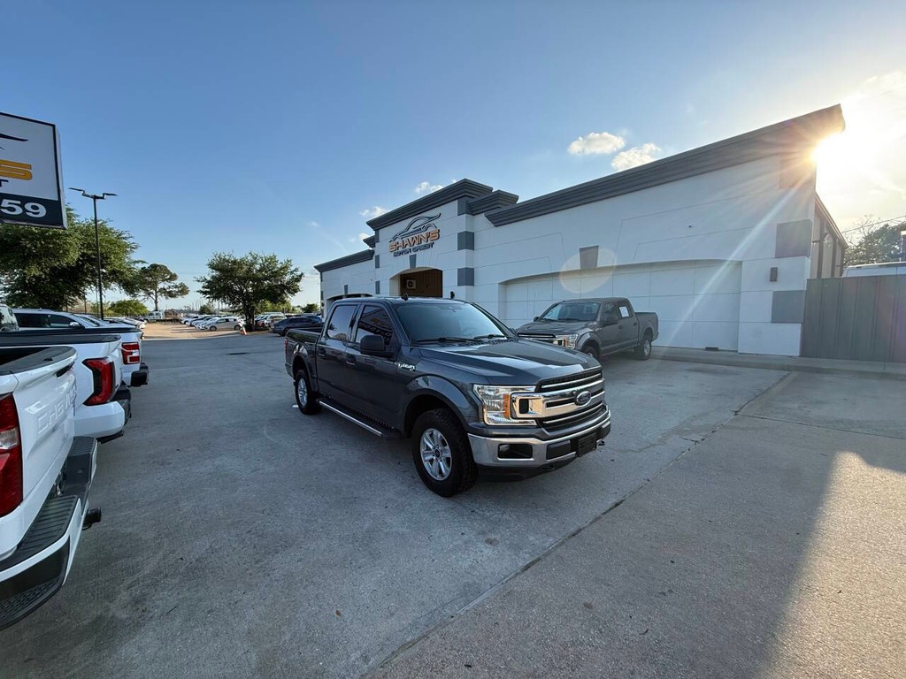 Ford F-150 Vehicle Full-screen Gallery Image 43