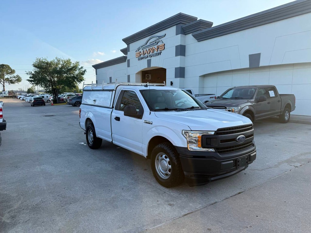 Ford F-150 Vehicle Full-screen Gallery Image 02