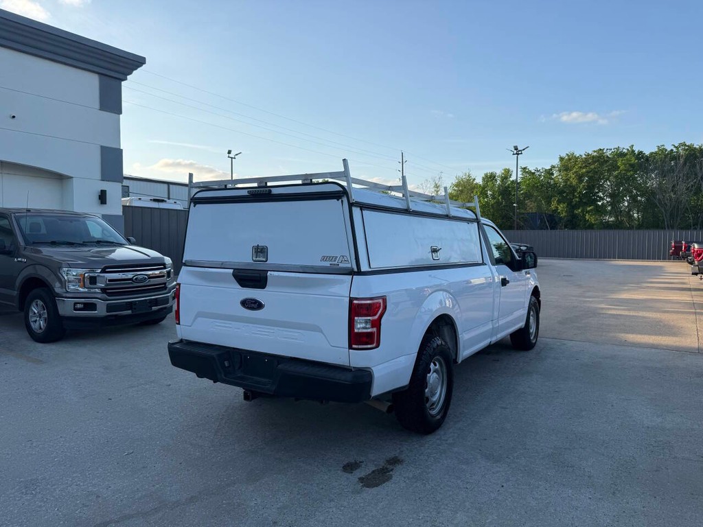 Ford F-150 Vehicle Full-screen Gallery Image 05