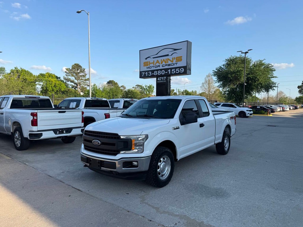 Ford F-150 Vehicle Full-screen Gallery Image 03