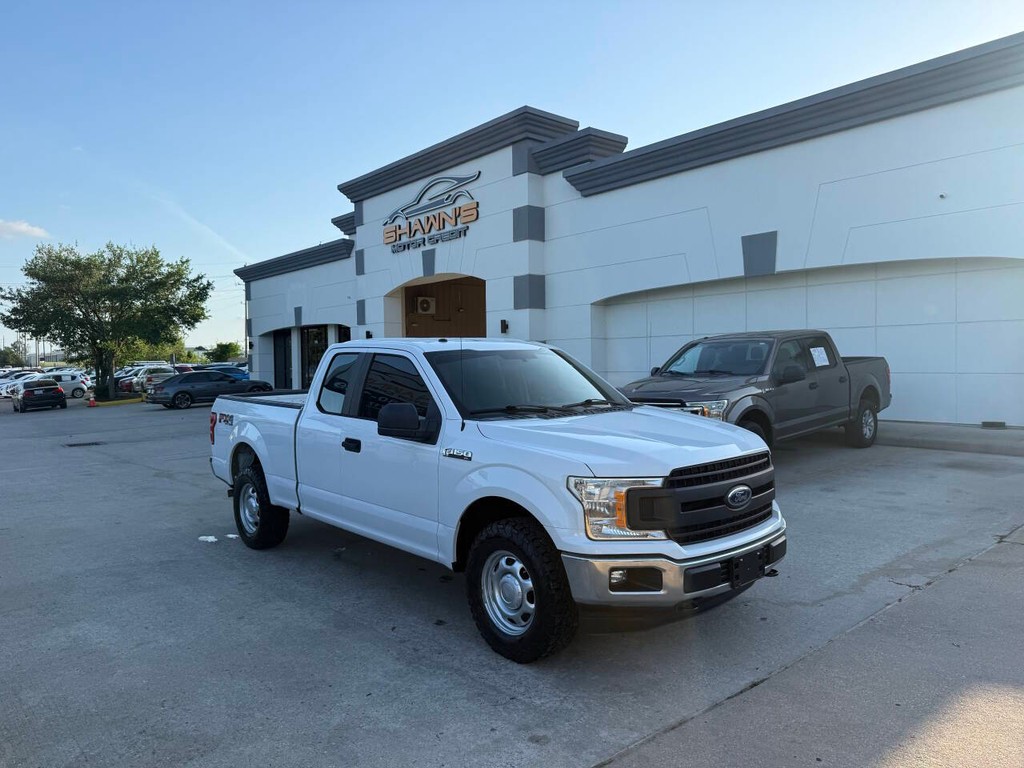 Ford F-150 Vehicle Full-screen Gallery Image 40