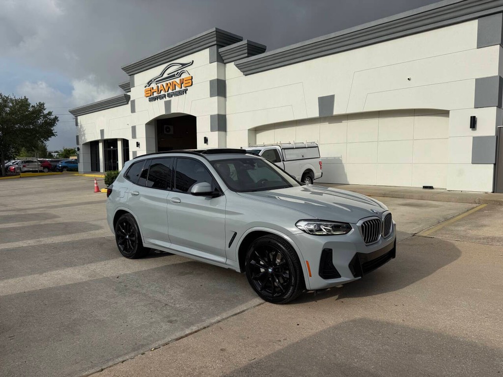 BMW X3 Vehicle Full-screen Gallery Image 44