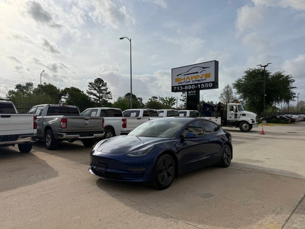 Tesla Model 3 Vehicle Full-screen Gallery Image 38