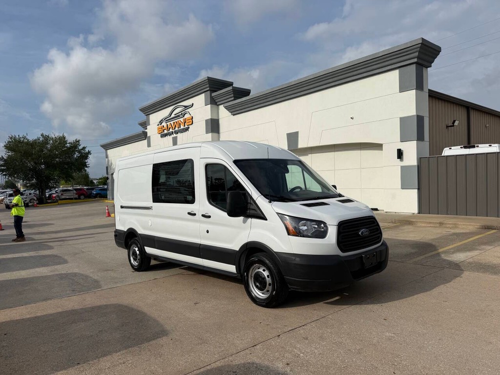 Ford Transit Van Vehicle Full-screen Gallery Image 02