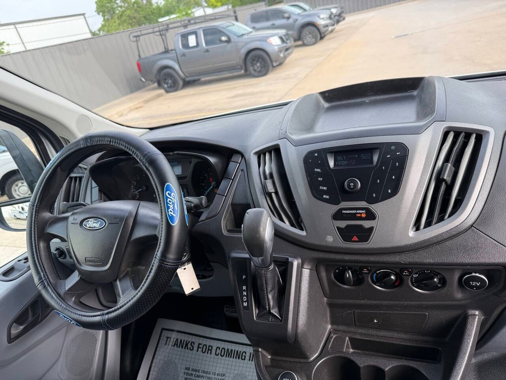 Ford Transit Van Vehicle Full-screen Gallery Image 14