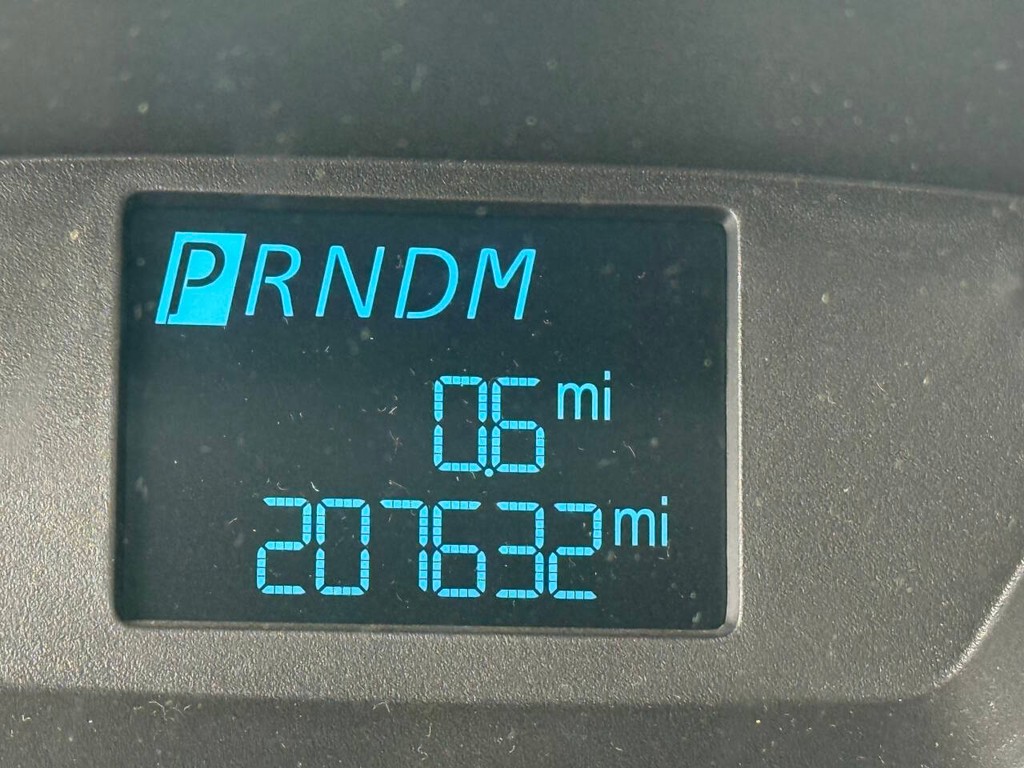 Ford Transit Van Vehicle Full-screen Gallery Image 30