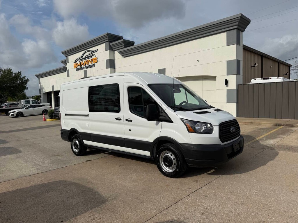 Ford Transit Van Vehicle Full-screen Gallery Image 38