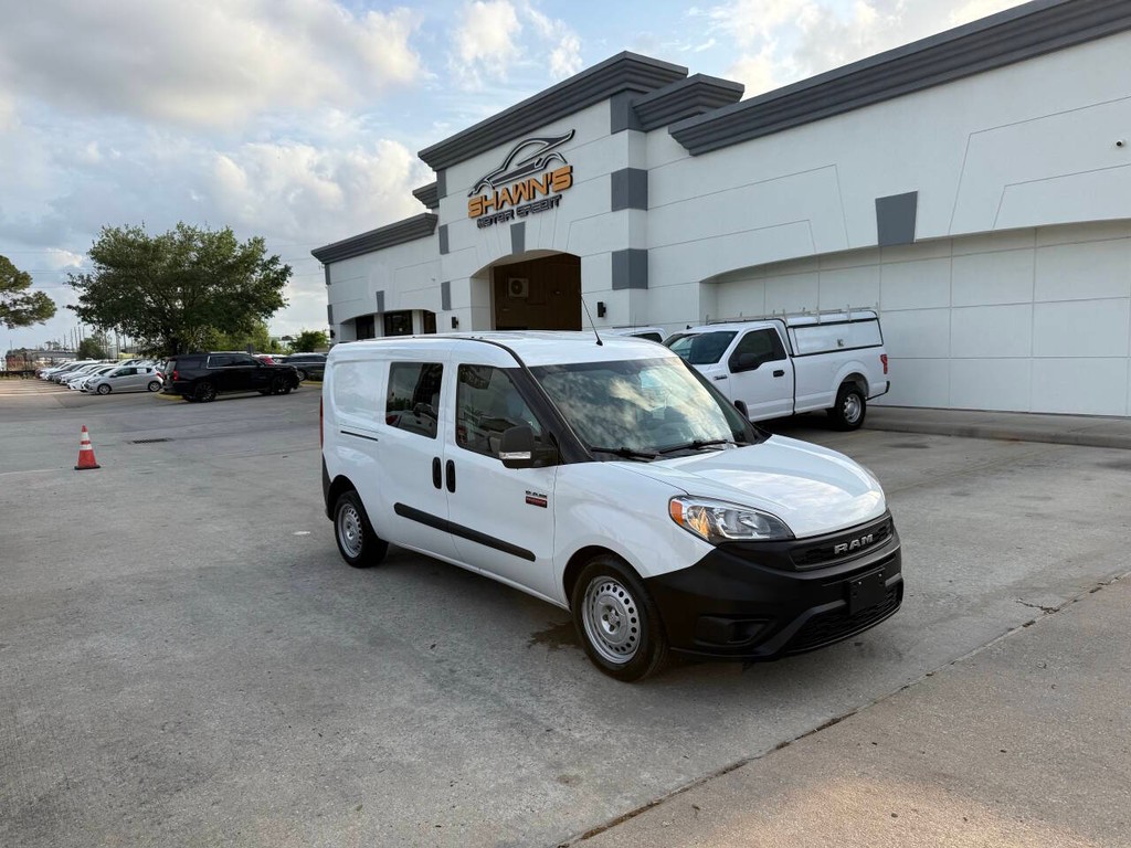 Ram ProMaster City Cargo Van Vehicle Full-screen Gallery Image 02