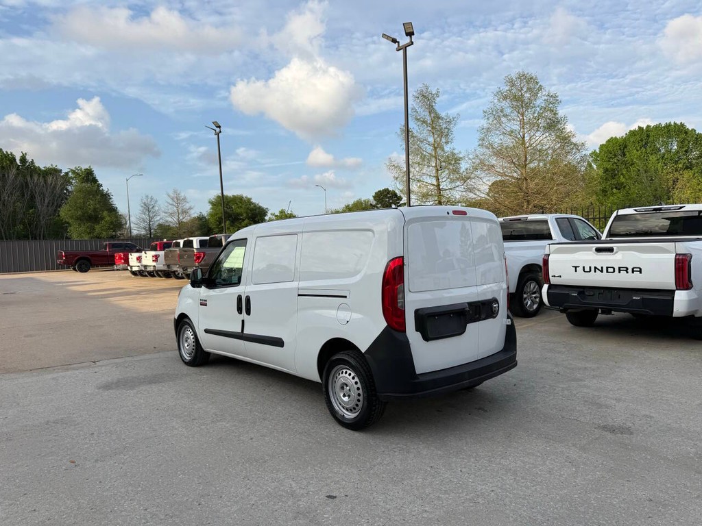 Ram ProMaster City Cargo Van Vehicle Full-screen Gallery Image 04