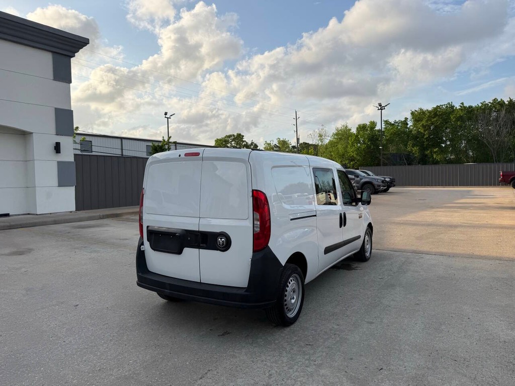 Ram ProMaster City Cargo Van Vehicle Full-screen Gallery Image 05